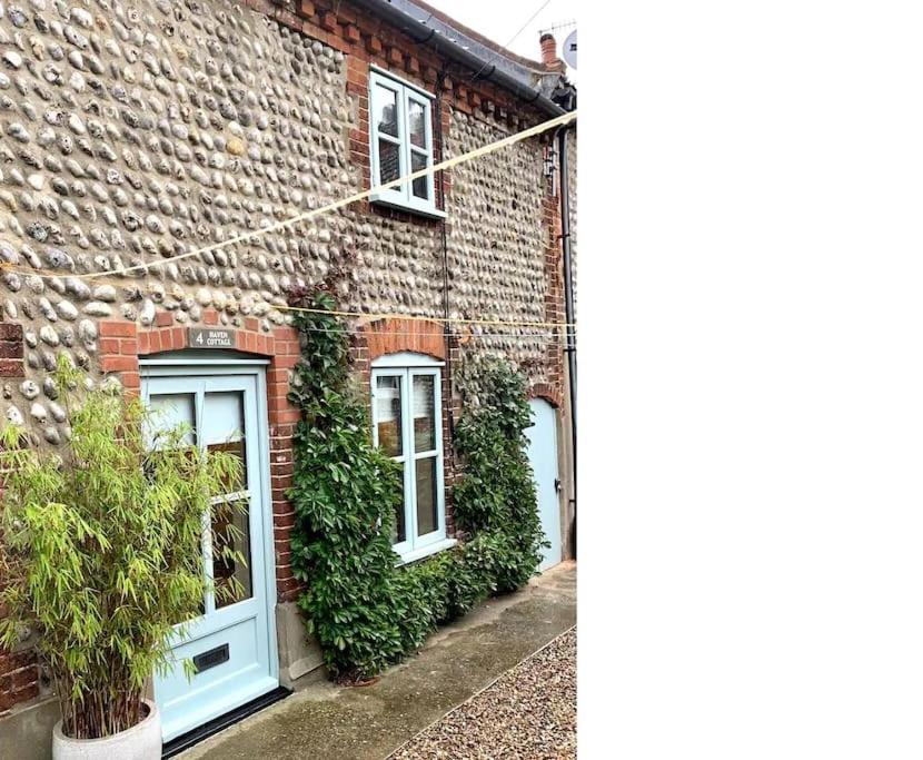 Haven Cottage, Golden Square Cromer Exterior photo